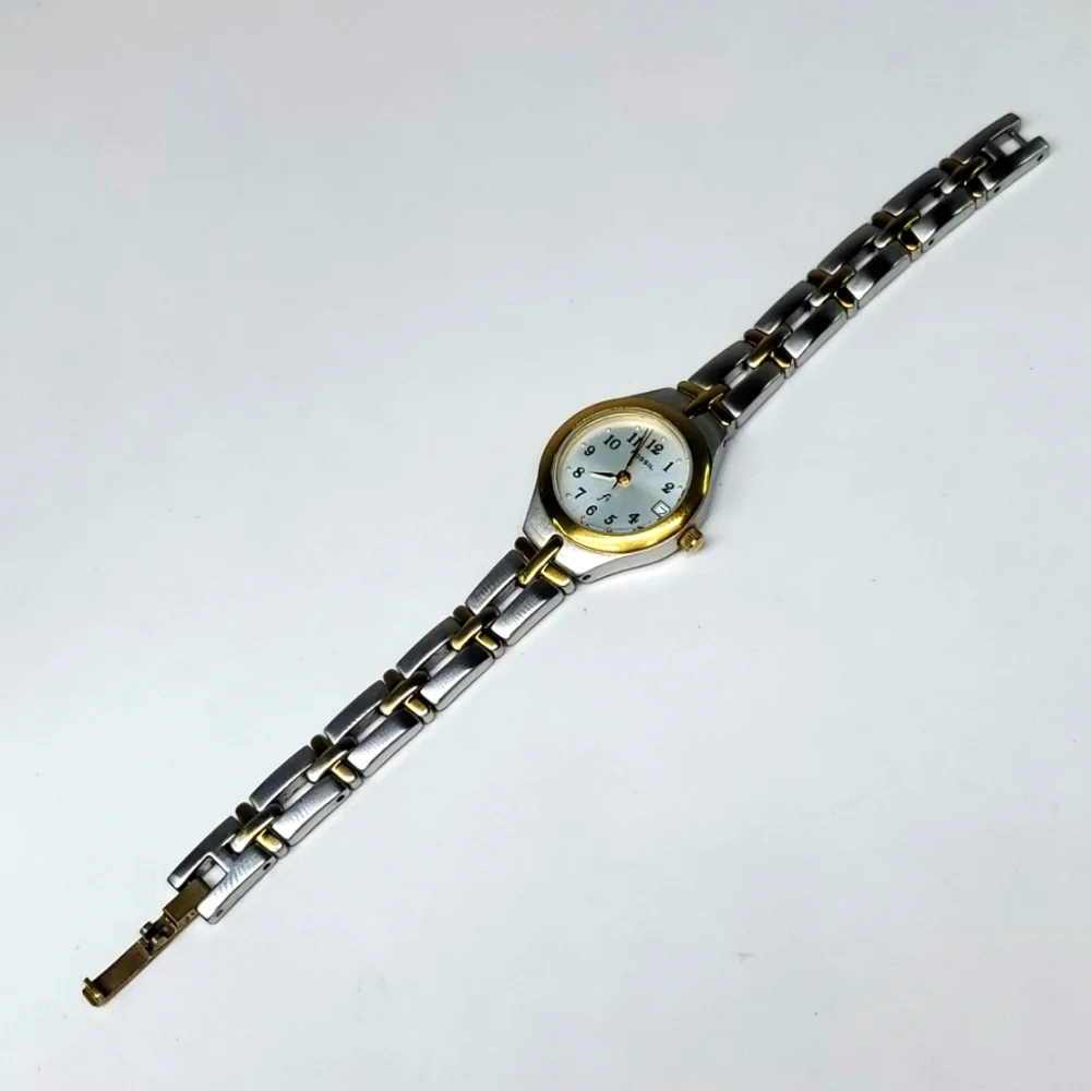 Vintage Fossil F² Watch ES9439 Two Tone Gold Silver Stainless Steel Gold